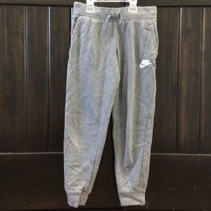 Nike Joggers (Gray)